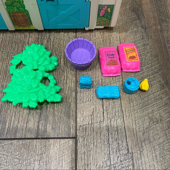 Littlest Pet Shop Toys Vintage Littlest Pet Shop Petting Zoo